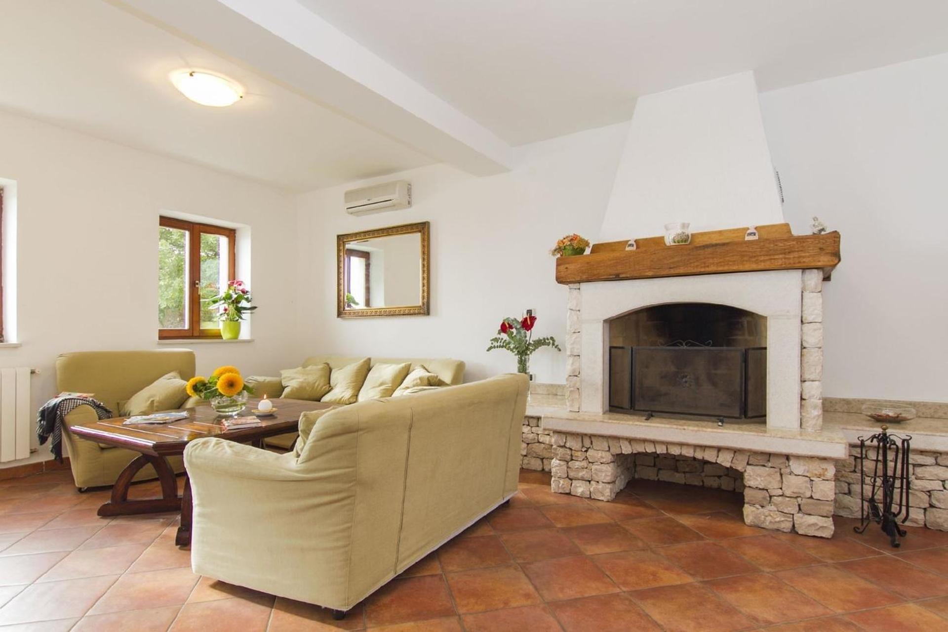 Ferienhaus Mit Privatpool Fuer 8 Personen Ca 220 Qm In Skitaca, Istrien Bucht Von Rasa Exterior foto