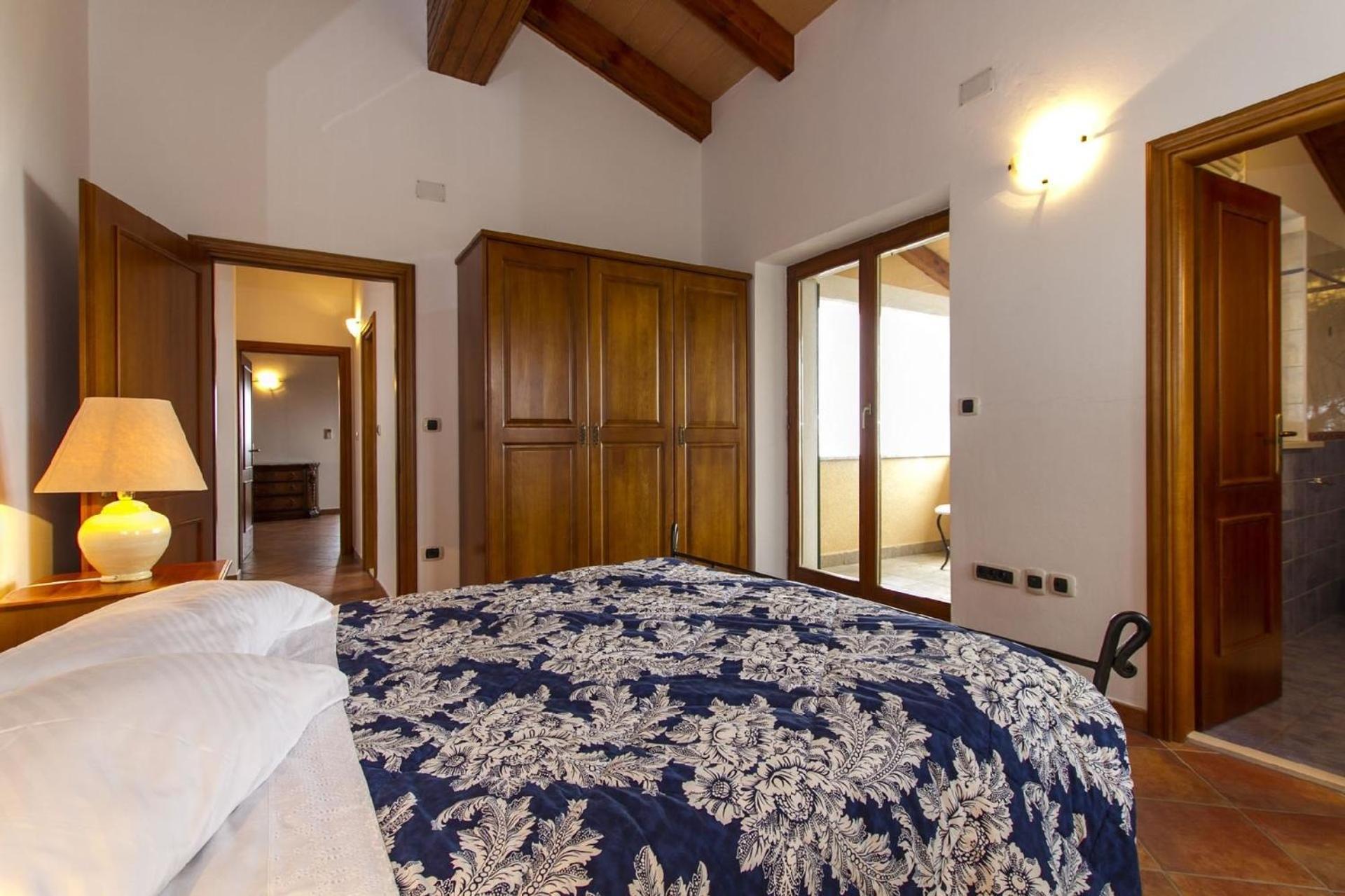 Ferienhaus Mit Privatpool Fuer 8 Personen Ca 220 Qm In Skitaca, Istrien Bucht Von Rasa Exterior foto