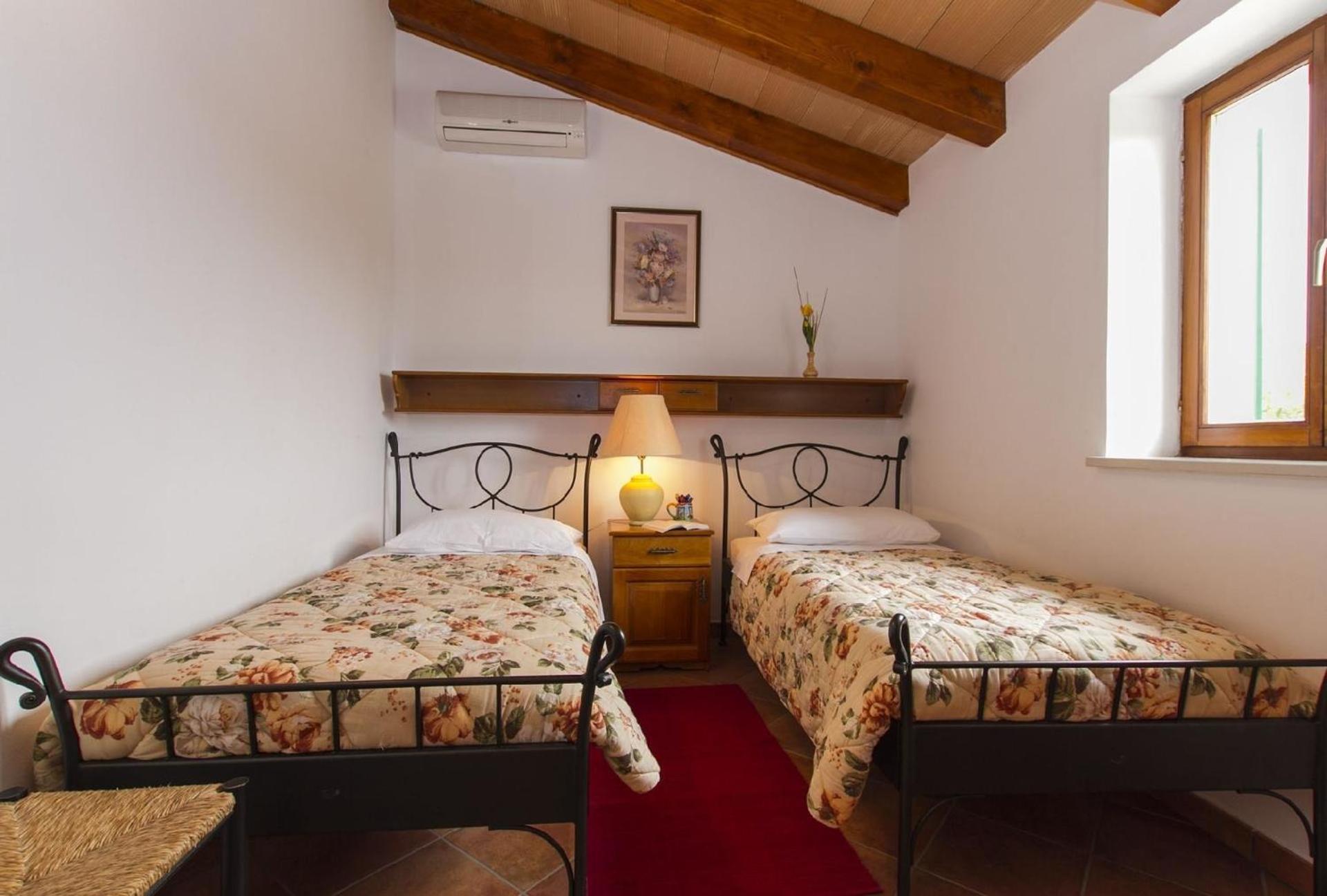 Ferienhaus Mit Privatpool Fuer 8 Personen Ca 220 Qm In Skitaca, Istrien Bucht Von Rasa Exterior foto